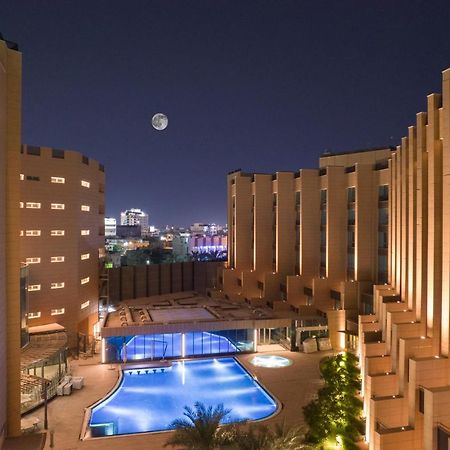 Grand Millennium Al Seef Basra Extérieur photo
