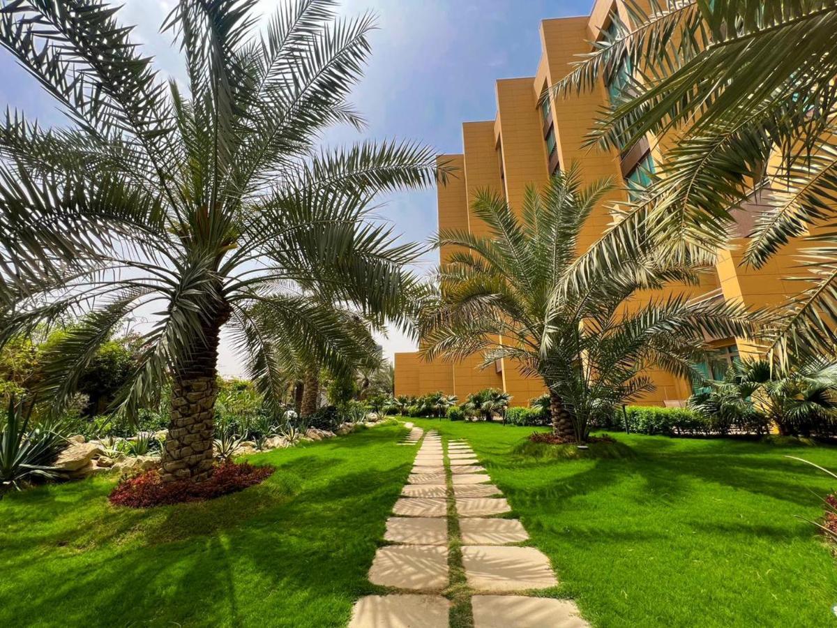 Grand Millennium Al Seef Basra Extérieur photo