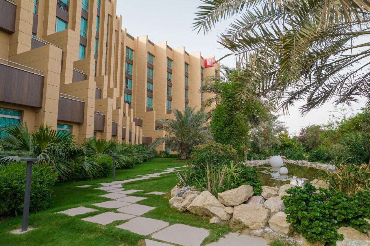Grand Millennium Al Seef Basra Extérieur photo