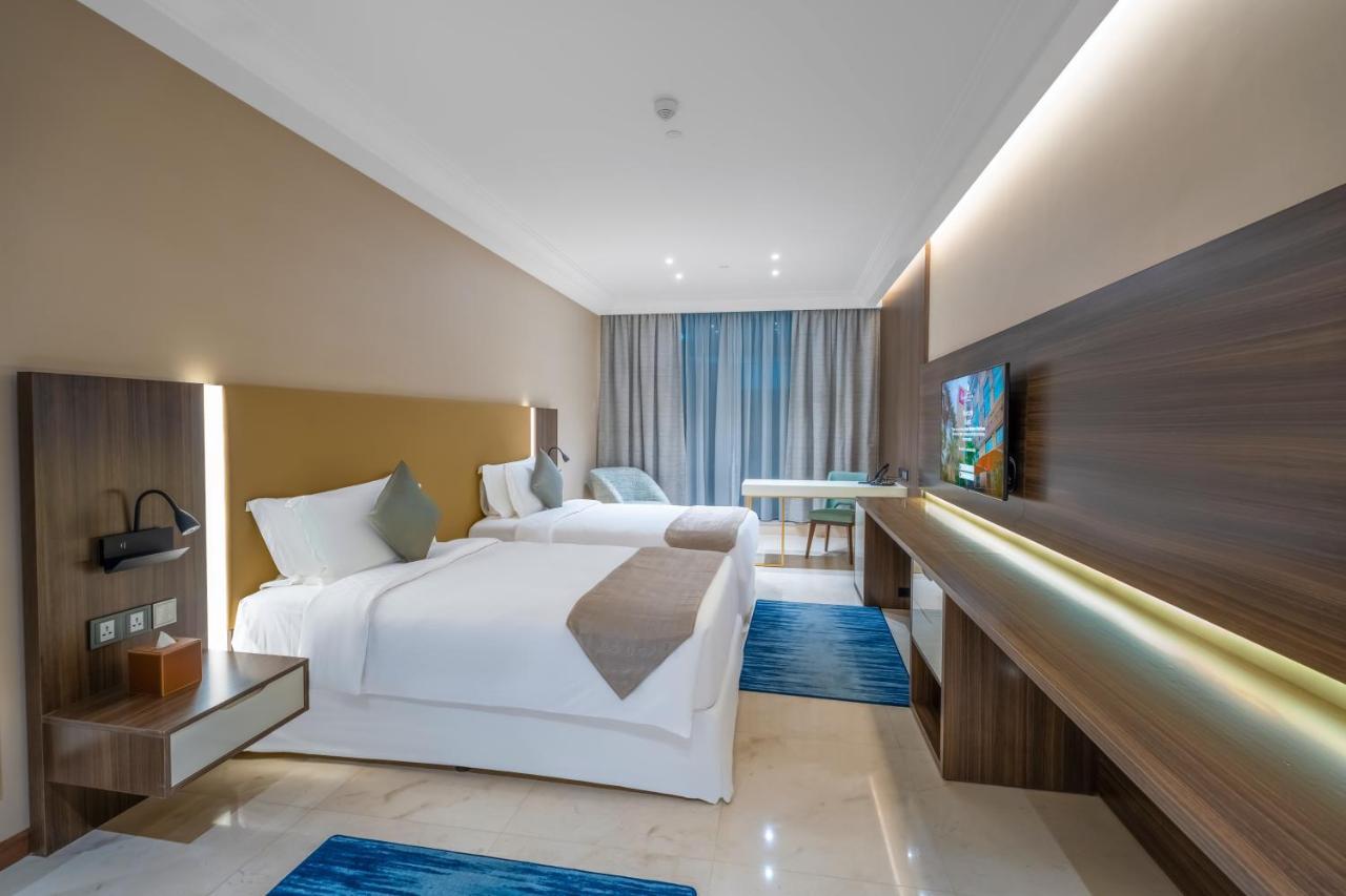 Grand Millennium Al Seef Basra Extérieur photo