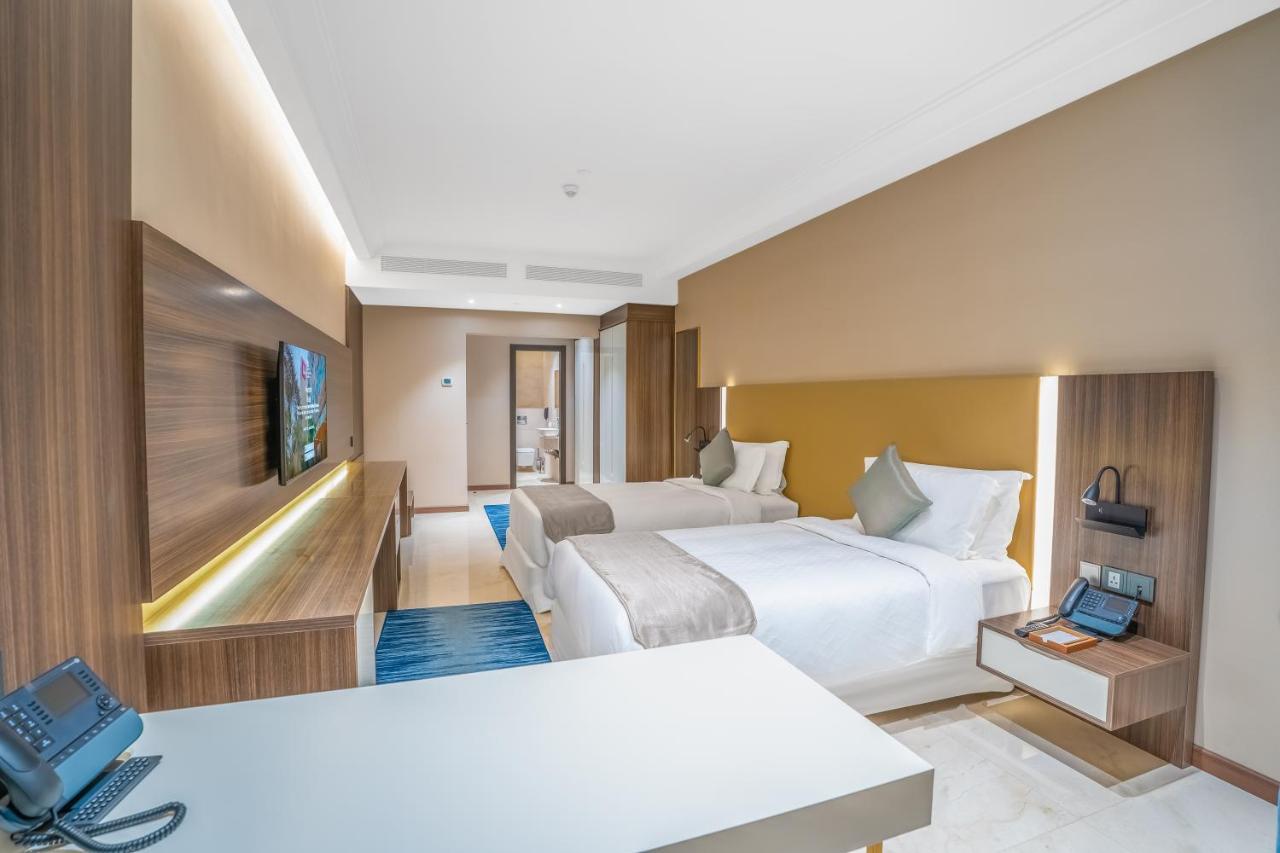 Grand Millennium Al Seef Basra Extérieur photo