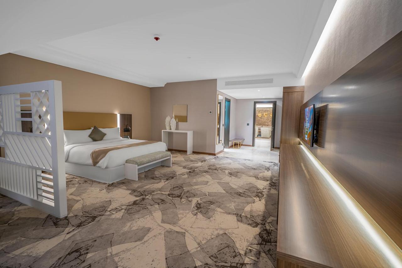 Grand Millennium Al Seef Basra Extérieur photo